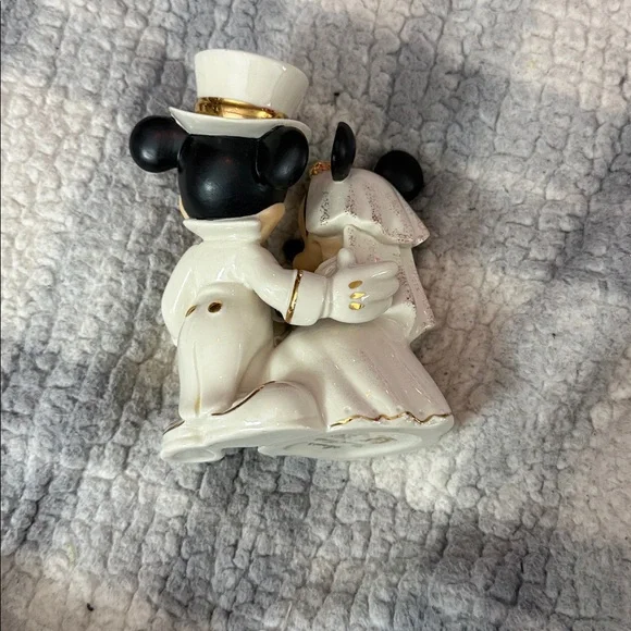Lenox Disney Showcase Wedding Figurine - Picture 2 of 3